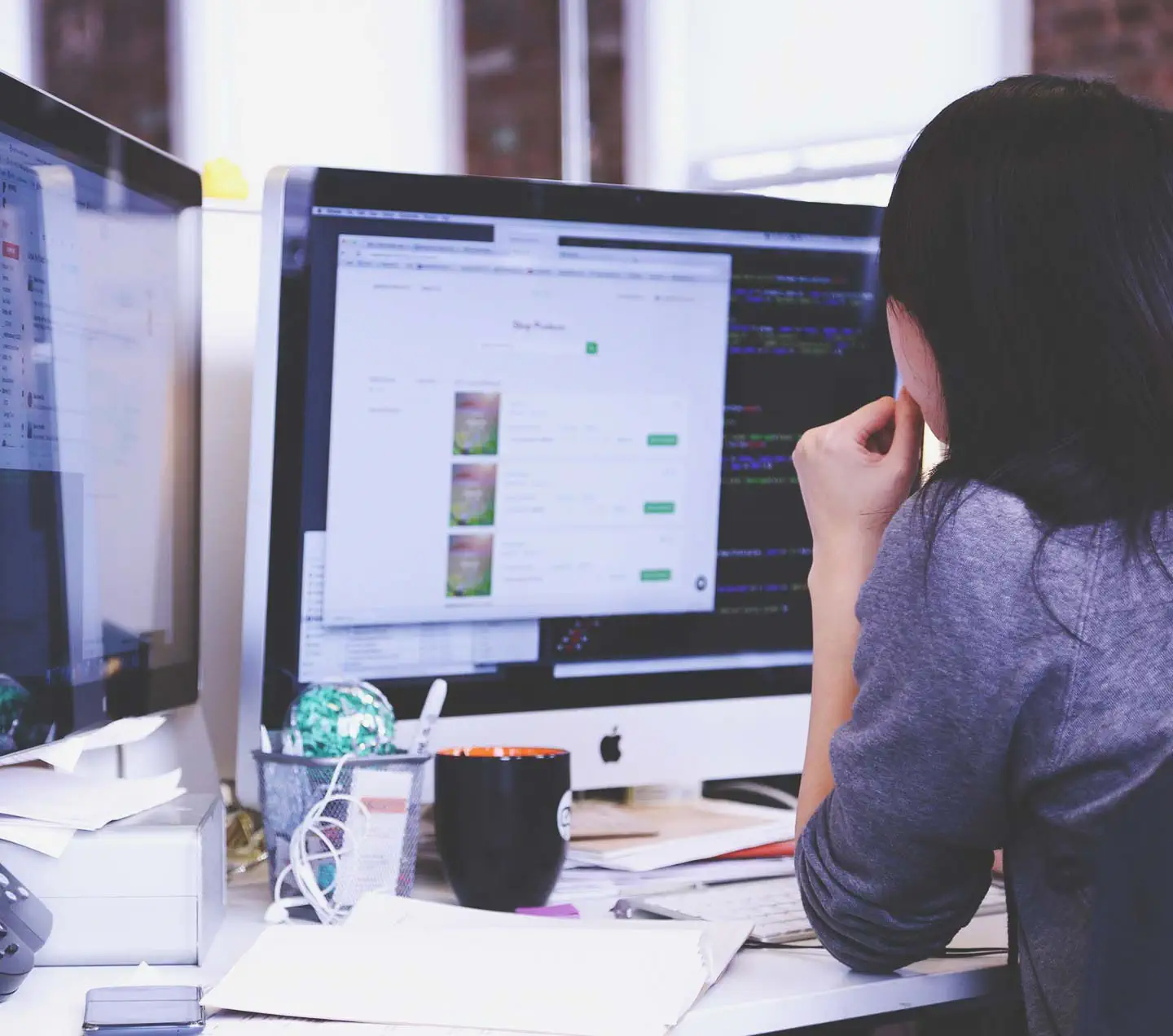 girl using a computer