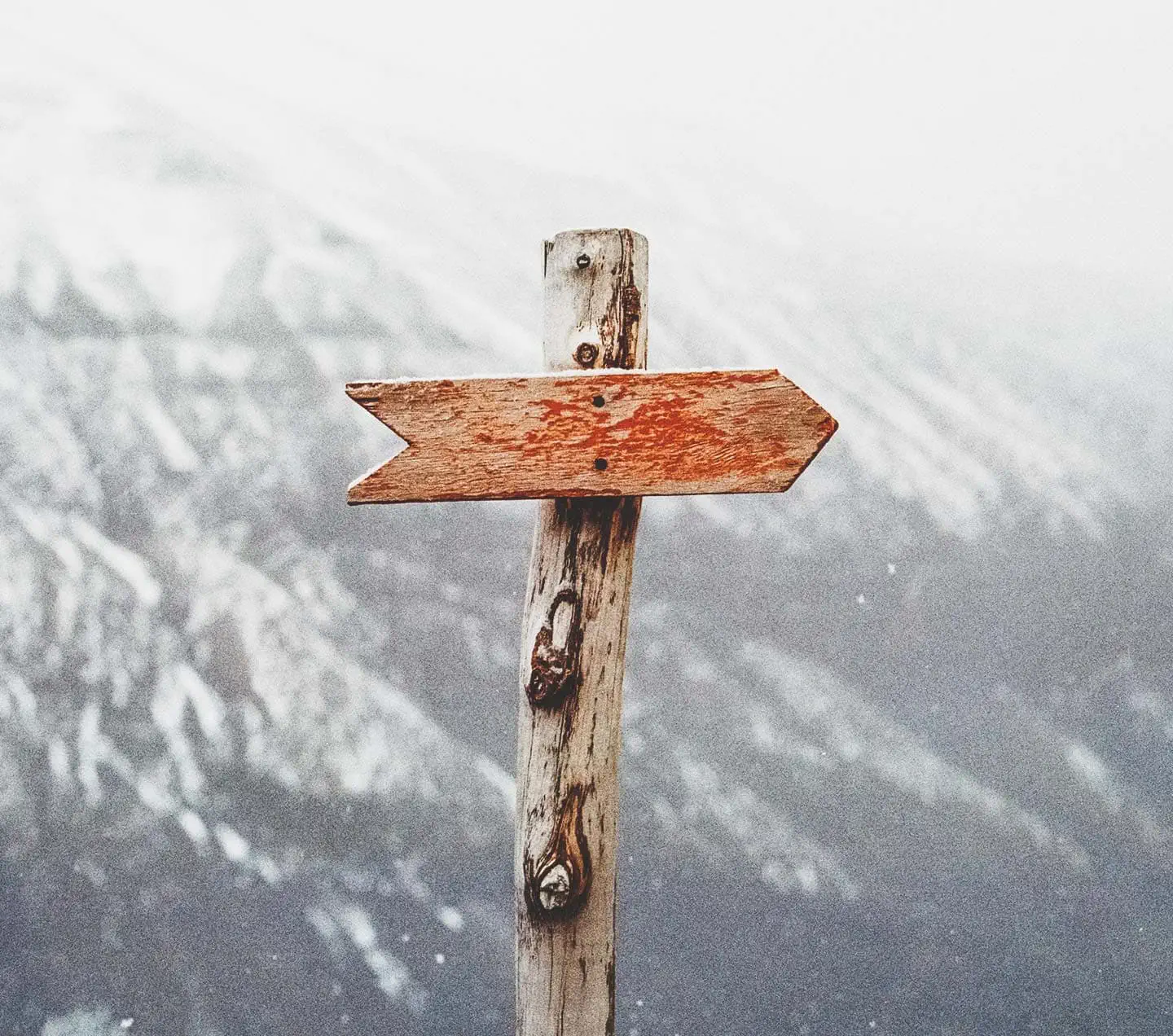 An arrow sign representing a redirect